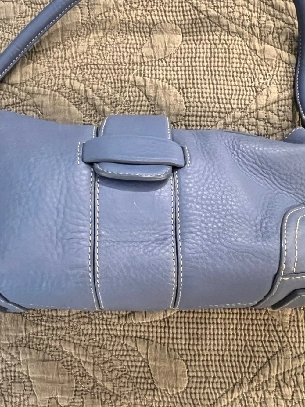 Ann Taylor Periwinkle Light Blue Pebbled Leather Magnetic Clasp Handle Clutch